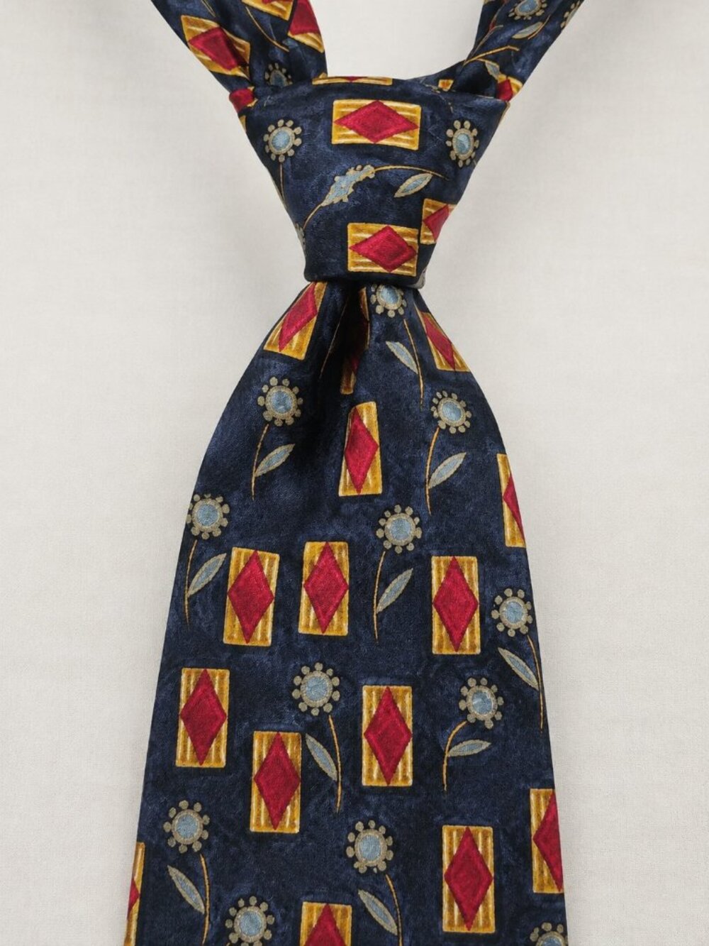 Lands’ End Men’s 100% Silk Navy Blue Tie with Red Diamond and Floral Pattern 61"